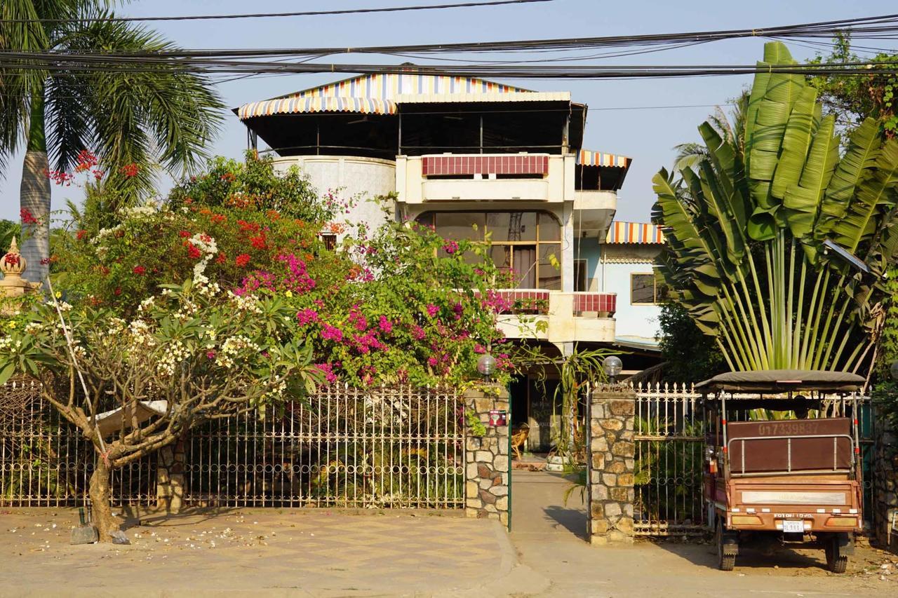 Here Be Dragons Battambang Exterior photo